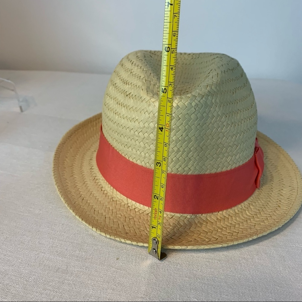 C.C. Exclusive Fedora hat with bow and gold logo - Picture 6 of 9